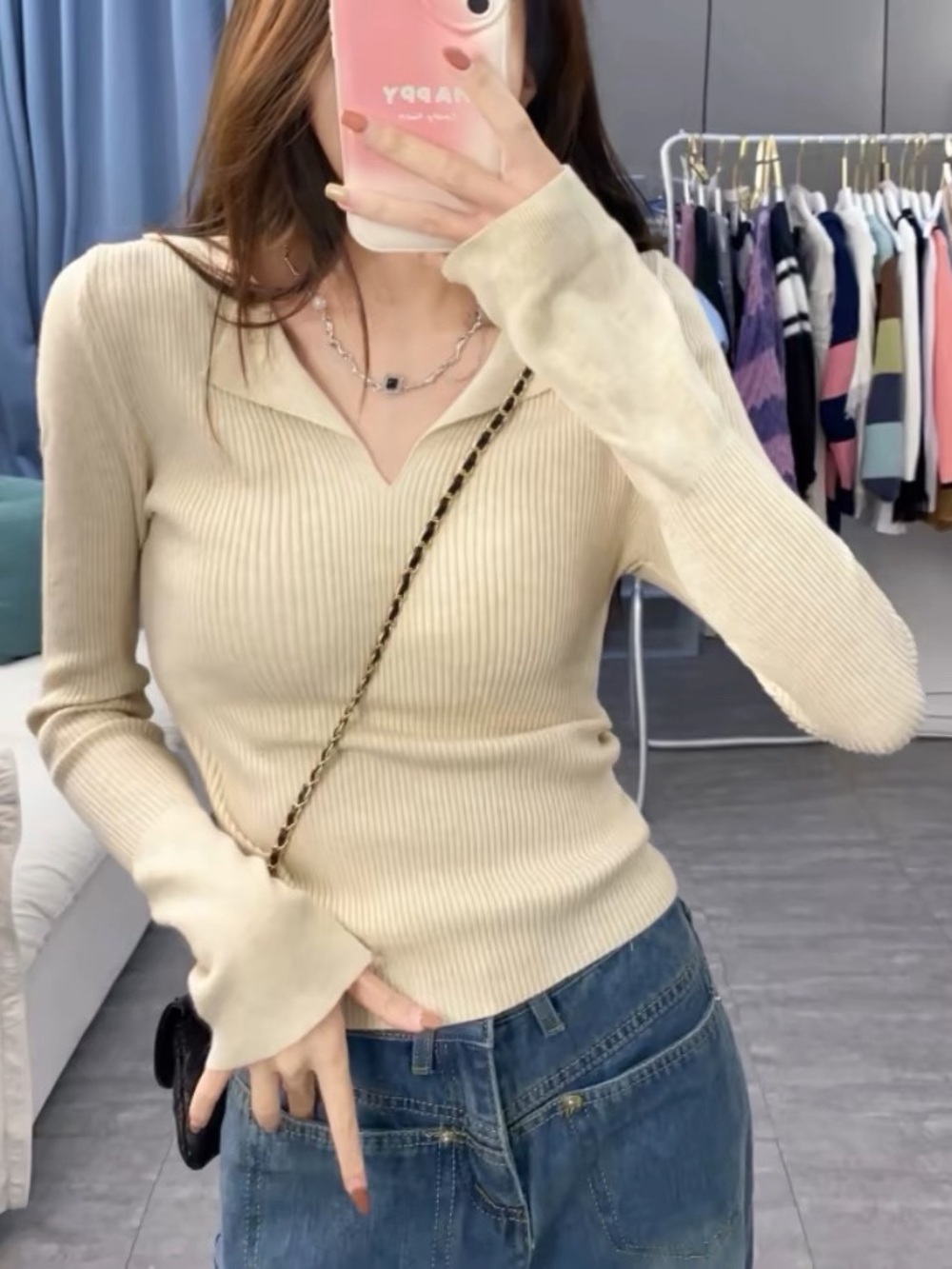 Women’s Cream Ribbed V-Neck Long Sleeve Sweater